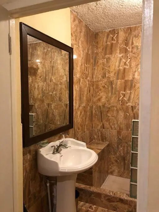 Apartman Ashlyn Studios Chocolate Kingston